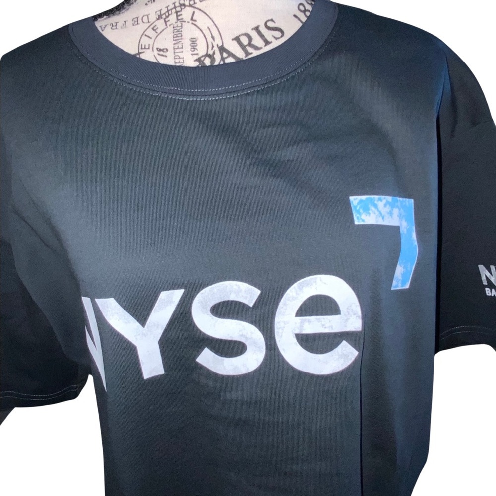 Balenciaga Authentic 🌸Nyse®🌸 T-shirt Oversized - SZ L (Unisex) - Picture 3 of 16